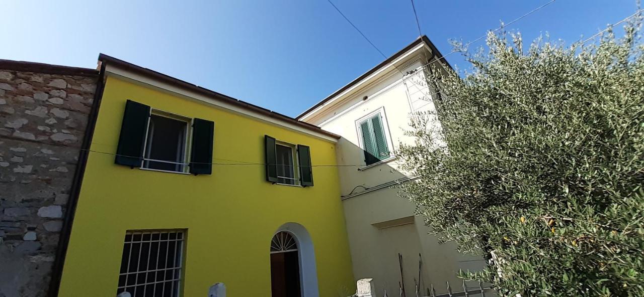 La Casa Gialla Del Ristoro Agricolo Vecchiano Exteriér fotografie